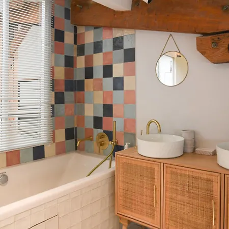 Comfortable 150 M House In The Heart Of Feriehus Paris