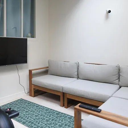 Feriehus Comfortable 150 M House In The Heart Of *