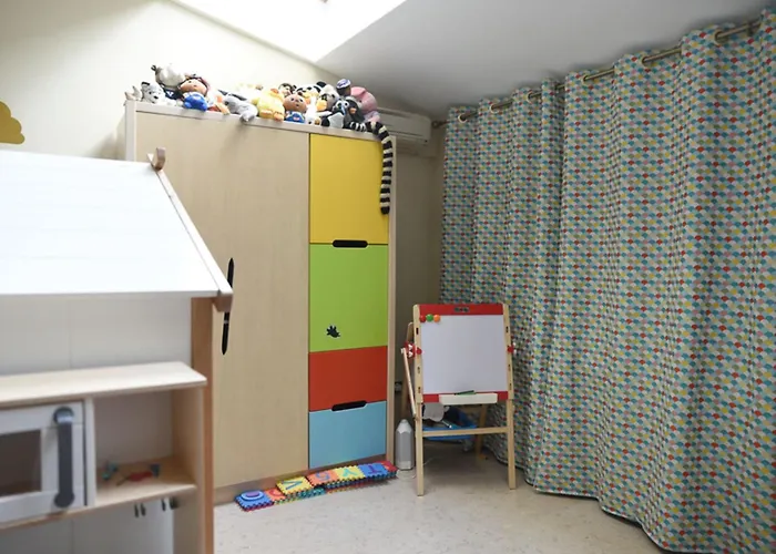 Comfortable 150 M House In The Heart Of *